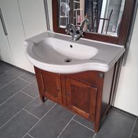 Mobile bagno in legno
