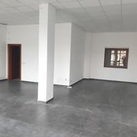 Esclusiva bottega 2 luci con deposito via roma