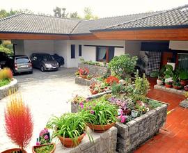 Villa indipendente con parco