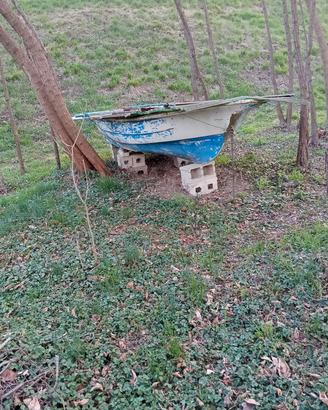 barca in vetroresina