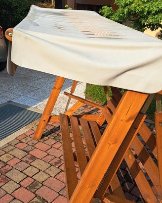 Dondolo ,divano ,in legno da  giardino