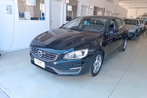 Volvo V60 D3 Geartronic Kinetic Motore 5 cilindri