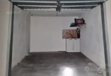 Garage a disposizione