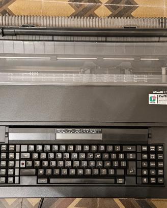 macchina da scrivere Olivetti ET 116
