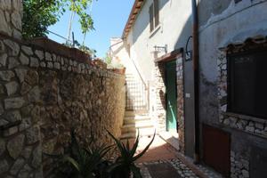 MONOLOCALE A CASAPROTA