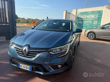 Renault Megane Mégane Sporter Blue dCi 115 CV EDC 