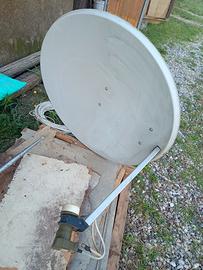 Parabola satellitare 