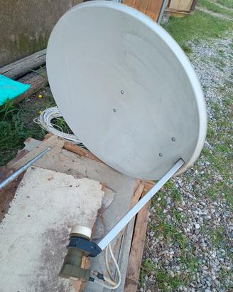 Parabola satellitare 