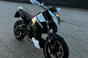 KTM Duke 690 R  2010