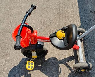 Triciclo Ducati