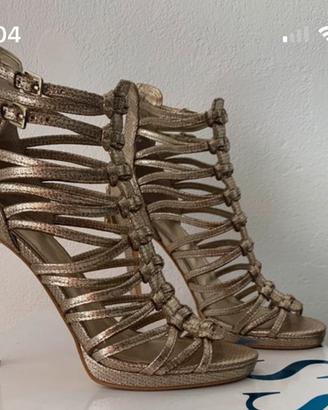 Sandali oro guess