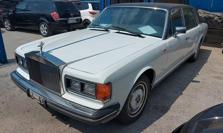 Rolls Royce silver spur