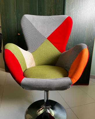 Poltrona girevole patchwork – stile moderno