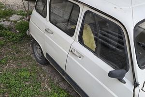 Renault 4