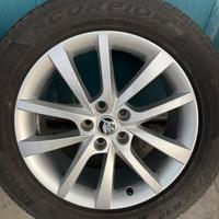 cerchi con pneumatici  skoda