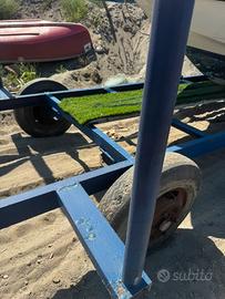 Carrello per barca fino a 8 metri