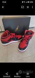 Air Jordan 1Mid N. 40