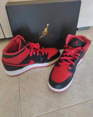 Air Jordan 1Mid N. 40