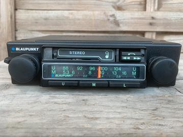 Autoradio Blaupunkt anni 70 per auto d’epoca