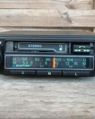 Autoradio Blaupunkt anni 70 per auto d’epoca