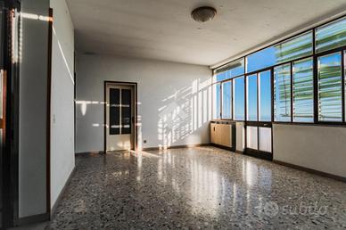 CASA INDIPENDENTE A SERLE