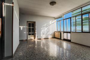 CASA INDIPENDENTE A SERLE