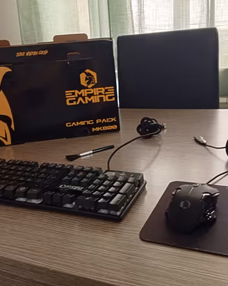 Mouse e tastiera da gaming