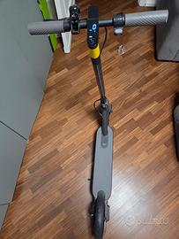 monopattino xiaomi mi1s