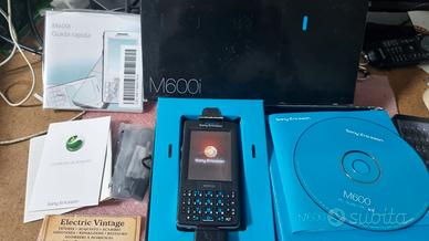 0132NN-Cellulare Sony Ericsson M600i con scatola