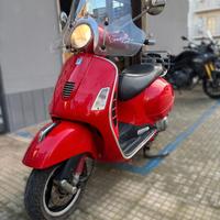 Piaggio Vespa 300 GTS ie SUPER SPORT 2011