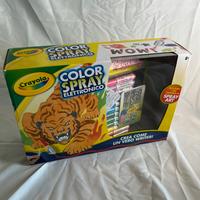 Color Spry CRAYOLA+ colori in omaggio