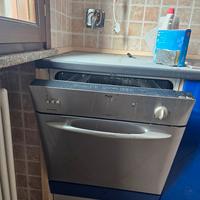 CUCINA CON ELETTRODOMESTICI NUOVA