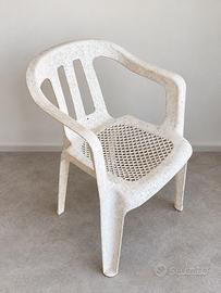 Coppia sedie da giardino in plastica bianca