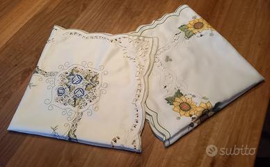 Set due tovaglie quadrate