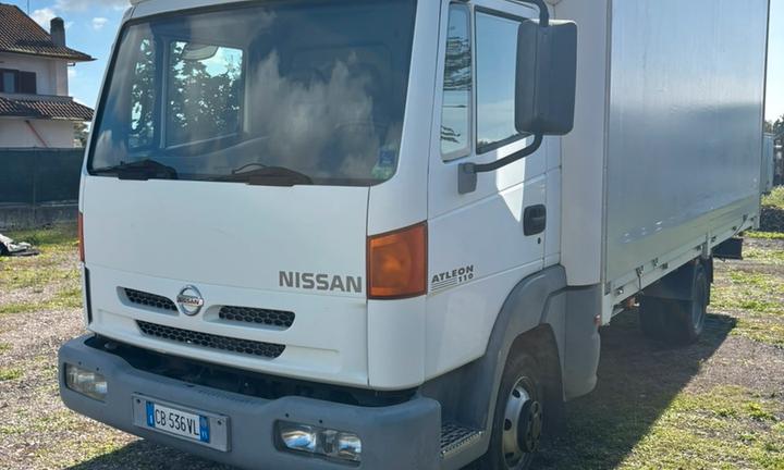 Nissan atleon CENTINA DOPPIA RUOTA