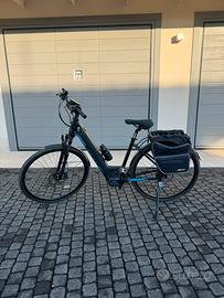 Bicicletta a pedalata assistita Sants