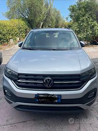 T-CROSS COME NUOVA