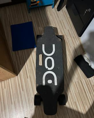 Skate elettrico doc plus poco usato