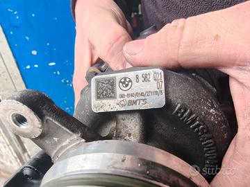 Turbina originale BMW 8582021