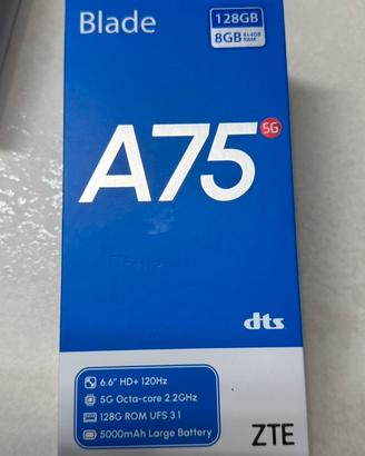 Smartphone mai uscito dal suo imballo Blade A75