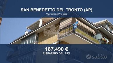 Immobile in asta di 150 m² con più di 5 locali a S