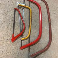 2 seghe e 2 seghetti da legno