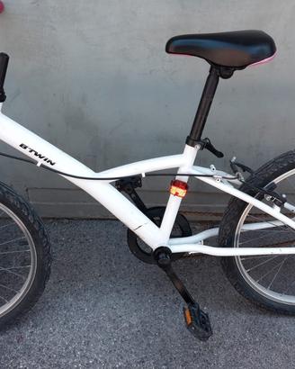 Bicicletta Decathlon Btwin Mater girl 6-9 anni