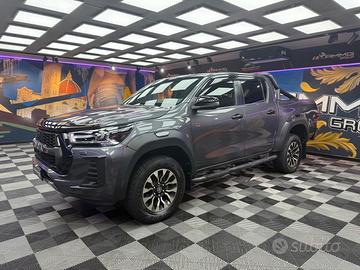 Toyota Hilux 2.8 D-4D A/T 4WD 4 porte Double Cab G