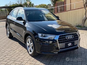 Audi Q3 2.0 TDI 120 CV Business