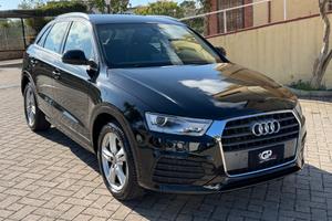 Audi Q3 2.0 TDI 120 CV Business