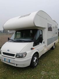 Camper mansardato gancio traino 