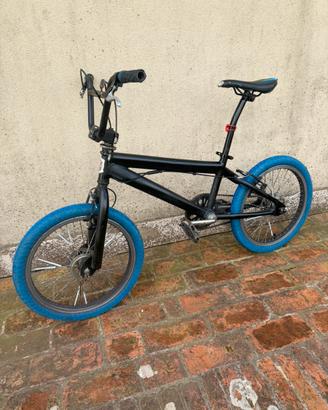 BMX BERGA – TELAIO IN ALLUMINIO – PRONTA ALL’USO