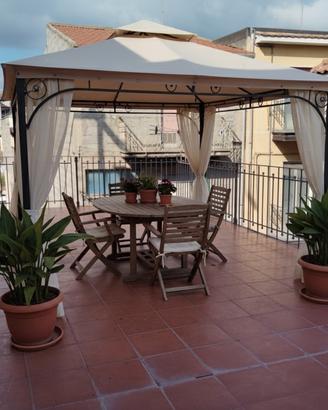 2 Vani con Terrazzo Via Roma 