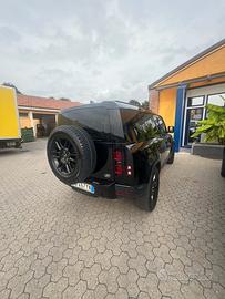 Land Rover defender 110 200